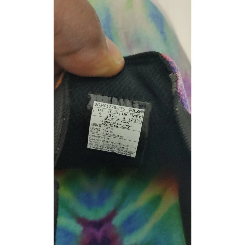 Fila‎ Tie Dye Slip On Size 5 Kids Multicolor